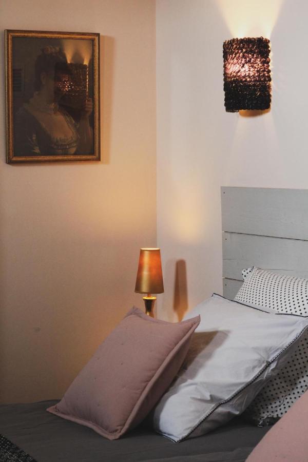 Au Bout Du Pre Hotel เปเซอนา ภายนอก รูปภาพ
